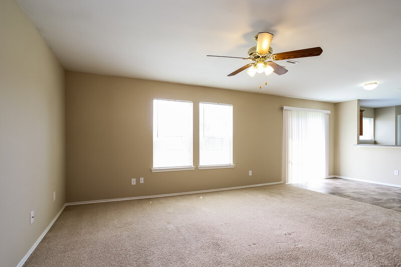 2,220/Mo, 19911 Rocky Trace Ln Cypress, TX 77433 Family Room View 2