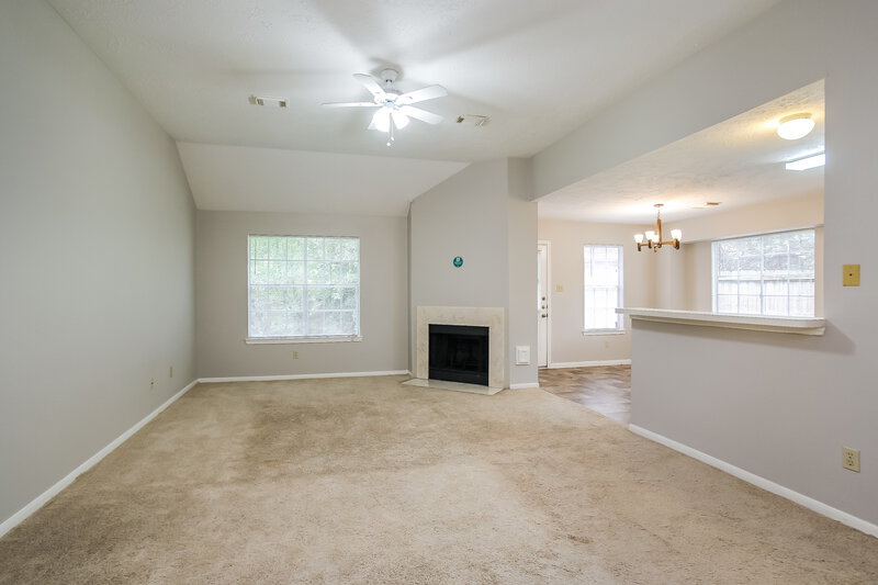1,840/Mo, 9847 Stableway Dr Houston, TX 77065 Living Room View