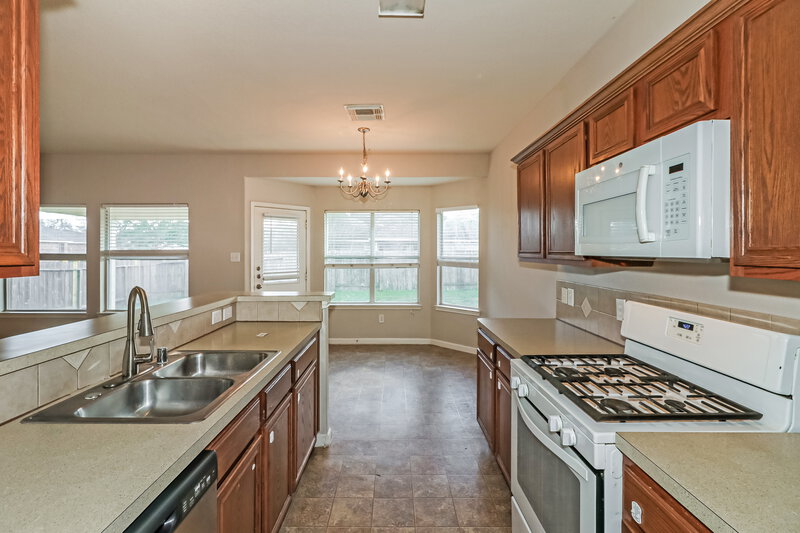 1,805/Mo, 15527 Lady Shery Ln Cypress, TX 77429 Kitchen View