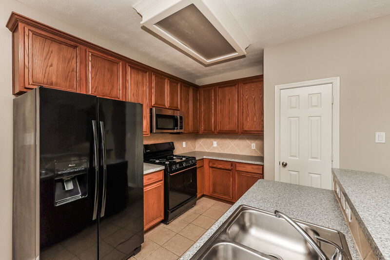 1,790/Mo, 814 Forest Ivy Ln Houston, TX 77067 Kitchen View