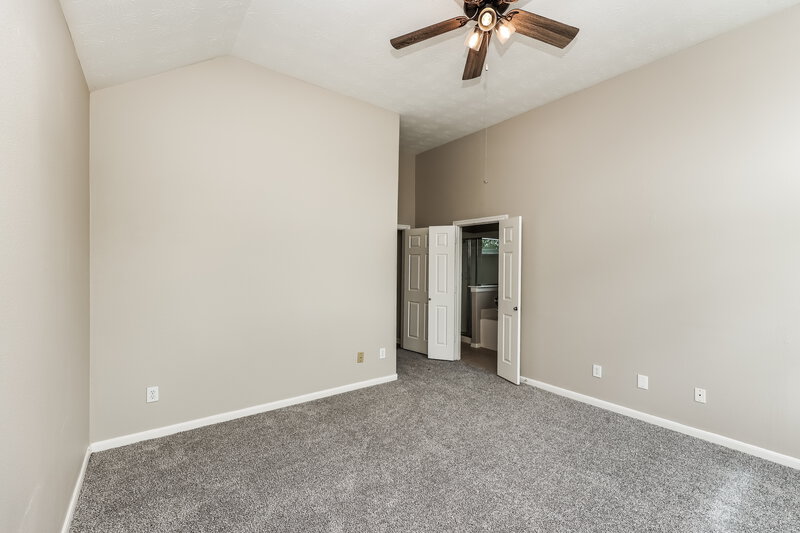 1,790/Mo, 814 Forest Ivy Ln Houston, TX 77067 Main Bedroom View 2