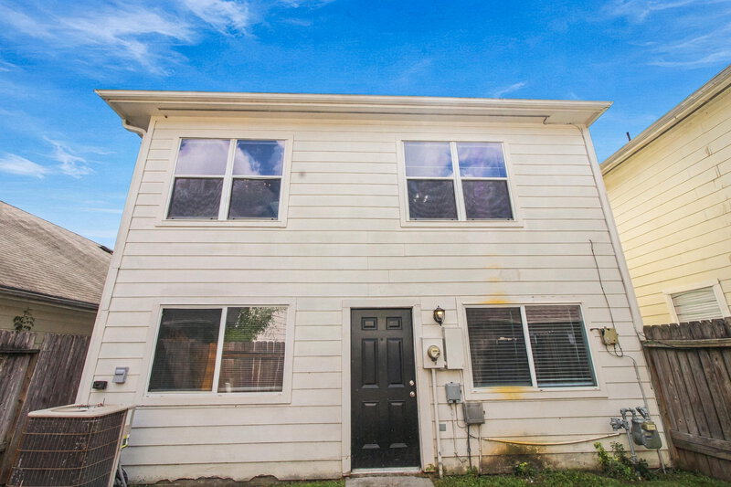1,805/Mo, 814 Forest Ivy Ln Houston, TX 77067 Rear View