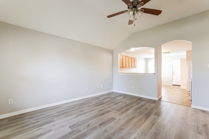 1,860/Mo, 19506 Buckland Park Dr Katy, TX 77449 Living Room View 2