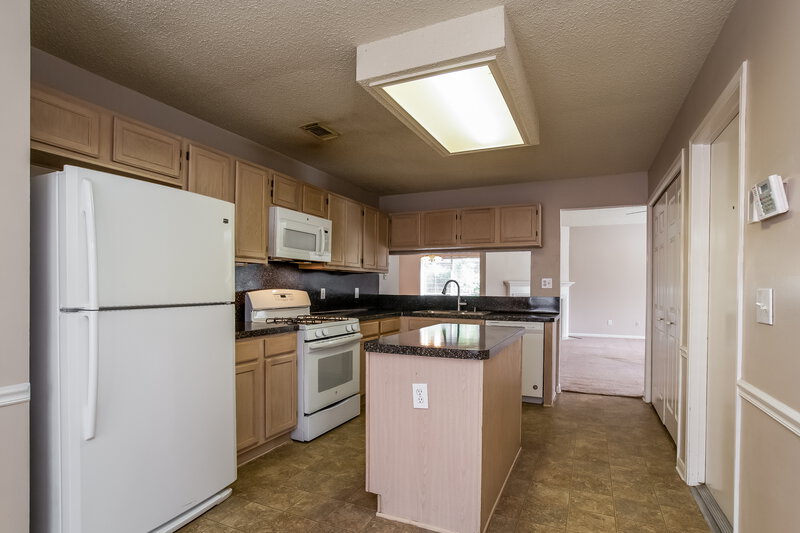 1,810/Mo, 7131 Maple Walk Dr Humble, TX 77346 Kitchen View
