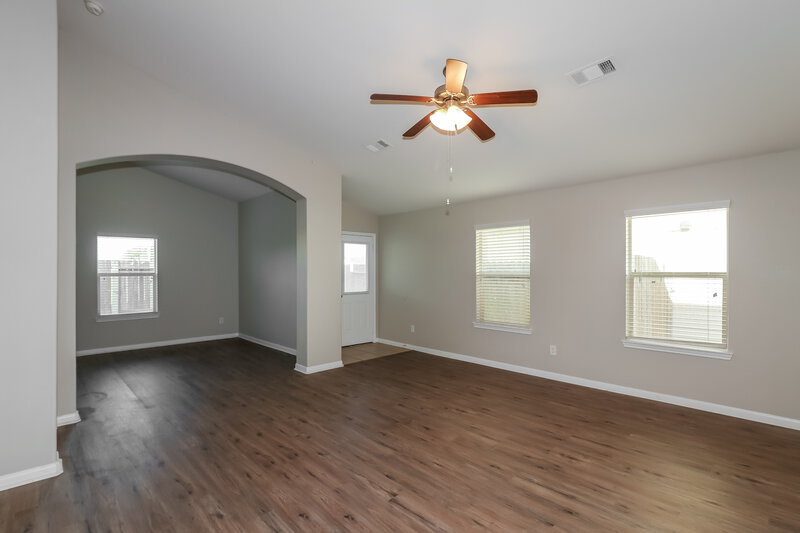 2,020/Mo, 19626 Little Pine Ln Katy, TX 77449 Living Room View