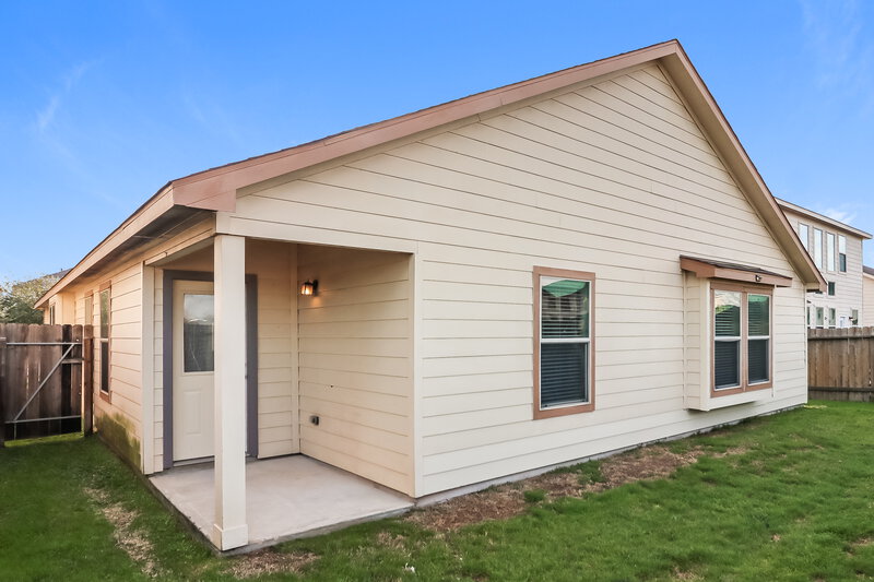 2,020/Mo, 19626 Little Pine Ln Katy, TX 77449 Rear View