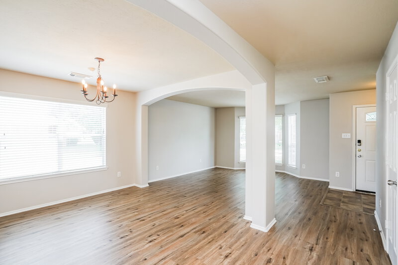 2,005/Mo, 2527 Floral Bloom Way Fresno, TX 77545 Dining Room View