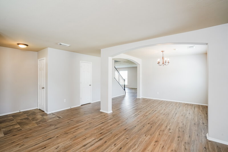 2,005/Mo, 2527 Floral Bloom Way Fresno, TX 77545 Family Room View