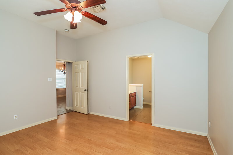 1,875/Mo, 10803 Tobar Falls Cir Houston, TX 77064 Main Bedroom View 2