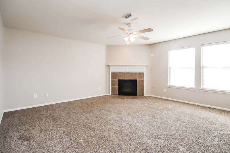 2,470/Mo, 1810 Skipwood Dr Missouri City, TX 77489 Living Room View