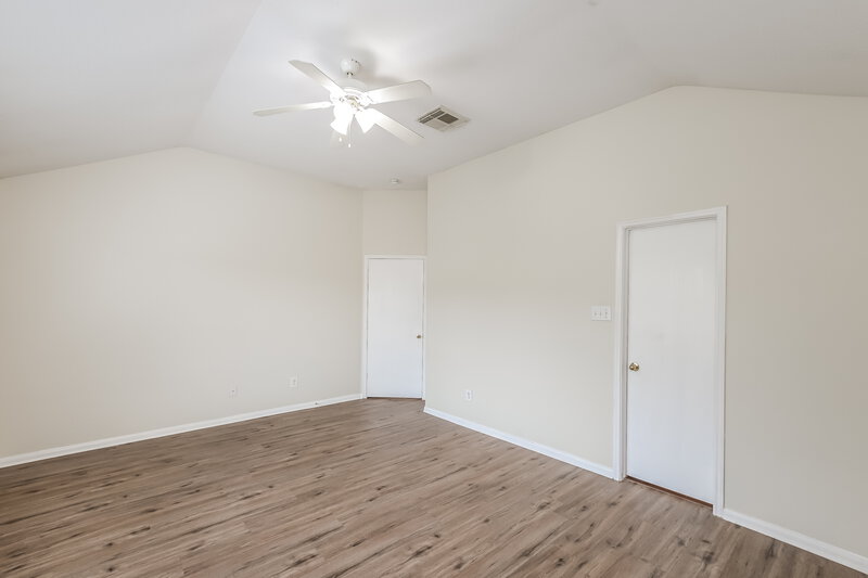 2,500/Mo, 12226 Scarlet River Dr Houston, TX 77044 Main Bedroom View 2