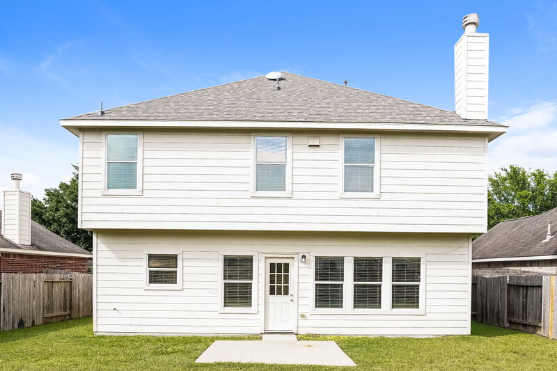 3,320/Mo, 12919 Candlewood Glen Ln Houston, TX 77014 Rear View