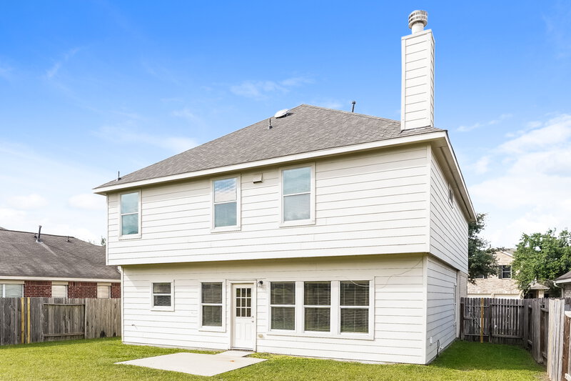 3,320/Mo, 12919 Candlewood Glen Ln Houston, TX 77014 Rear View 2
