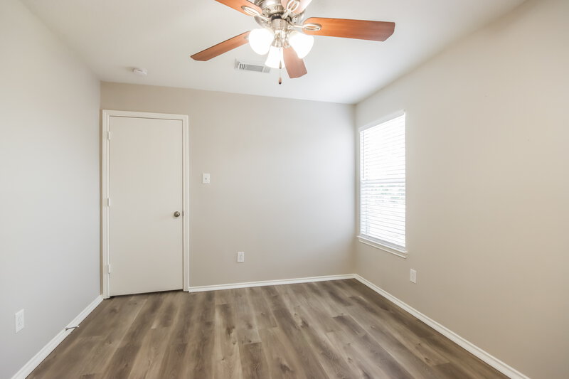2,460/Mo, 13147 Sandhill Park Ln Houston, TX 77044 Bedroom View