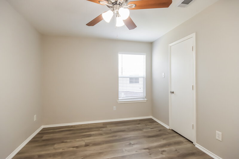 2,460/Mo, 13147 Sandhill Park Ln Houston, TX 77044 Bedroom View 2