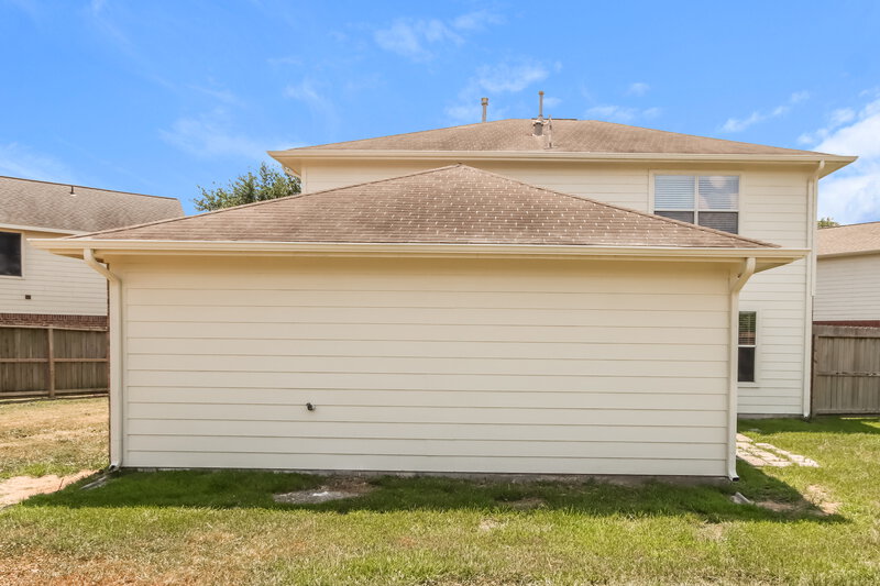 2,460/Mo, 13147 Sandhill Park Ln Houston, TX 77044 Rear View