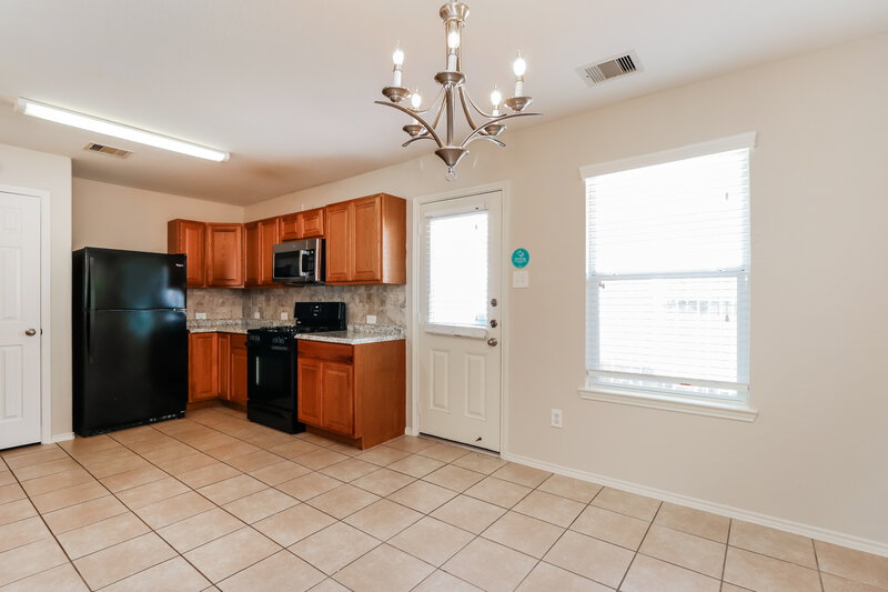 1,835/Mo, 13439 Lauren Forest Ln Houston, TX 77044 Dining Room View
