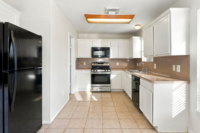 2,185/Mo, 20235 Sandwith Dr Katy, TX 77449 Kitchen View