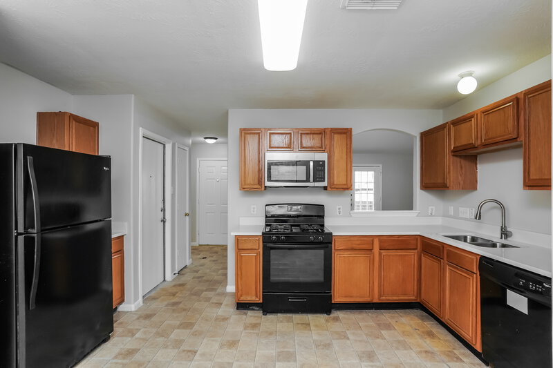 1,655/Mo, 20739 Baron Bend Ln Katy, TX 77449 Kitchen View 2