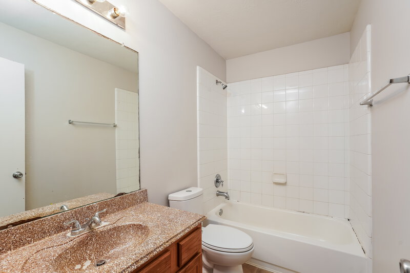 1,655/Mo, 20739 Baron Bend Ln Katy, TX 77449 Bathroom View