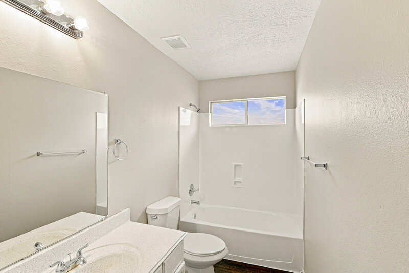 1,845/Mo, 21831 Westfield Ridge Dr Houston, TX 77073 Bathroom View