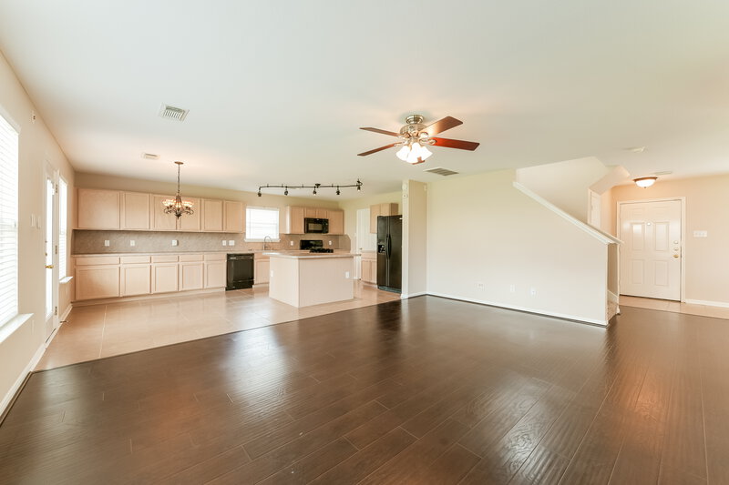 2,900/Mo, 21018 White Shore Ln Spring, TX 77379 Living Room View 2