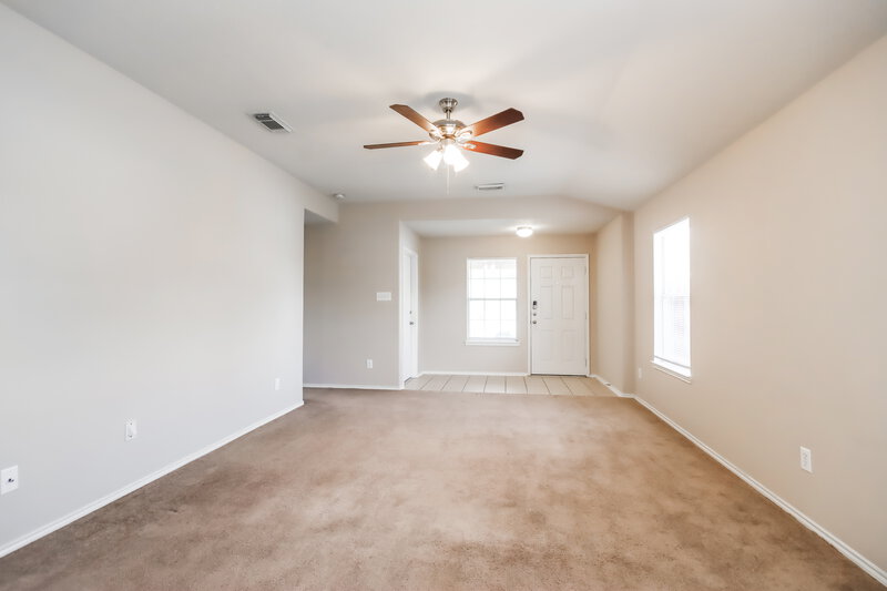 1,815/Mo, 20154 Deerbrook Park Blvd Humble, TX 77338 Living Room View 2