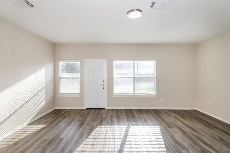 2,120/Mo, 2723 Durham Chase Ln Katy, TX 77449 Living Room View 3