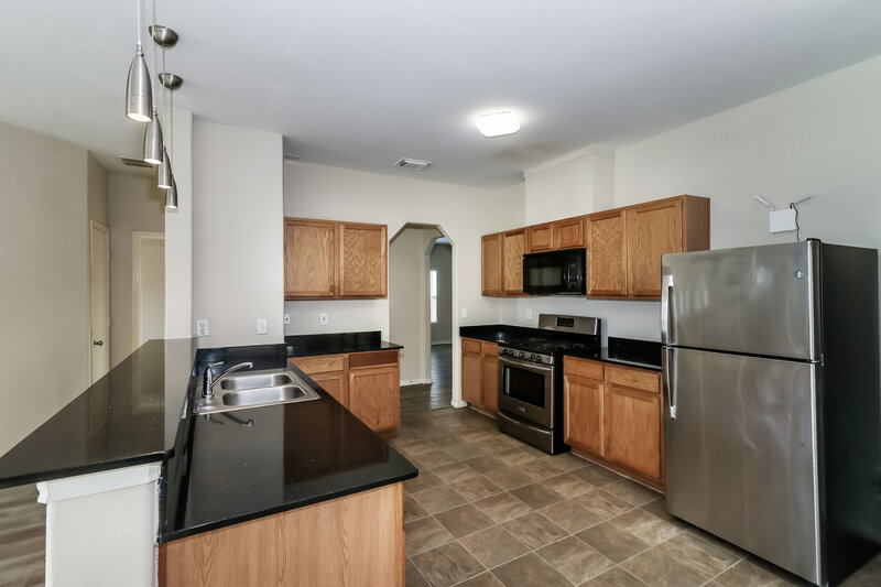 2,120/Mo, 2723 Durham Chase Ln Katy, TX 77449 Kitchen View
