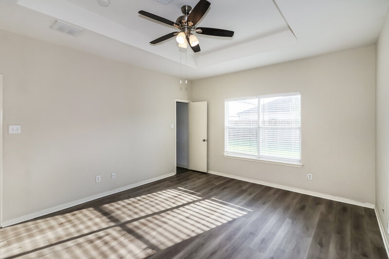 2,120/Mo, 2723 Durham Chase Ln Katy, TX 77449 Main Bedroom View