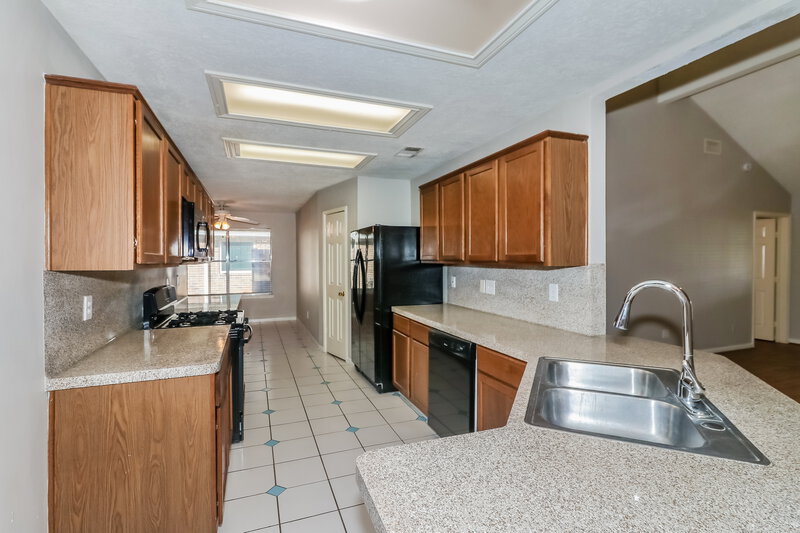 2,075/Mo, 18714 Timber Spring Dr Humble, TX 77346 Kitchen View