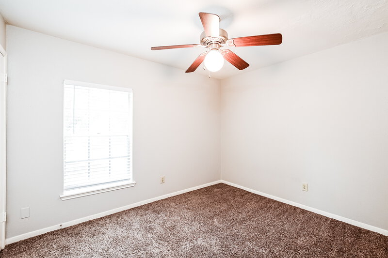 2,320/Mo, 10218 Ash Fork Dr Houston, TX 77064 Bedroom View