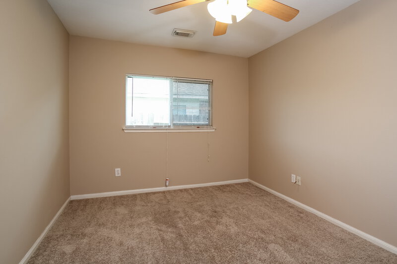 2,560/Mo, 4530 Coral Rose Ct Humble, TX 77396 Living Room View 3