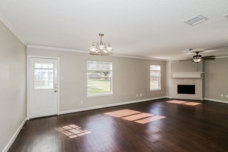 2,010/Mo, 6407 Crim Ct Houston, TX 77049 Dining Room View