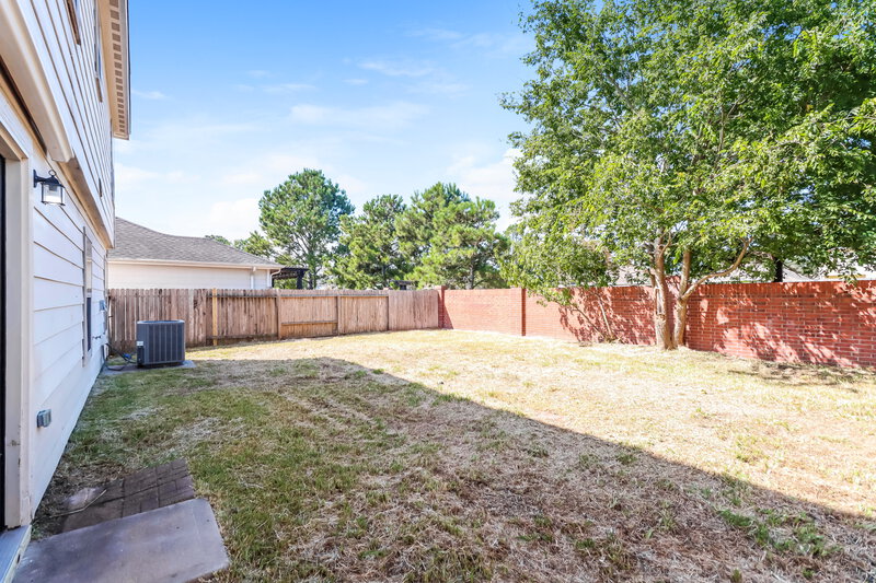 2,350/Mo, 19811 Breezy Cove Ct Tomball, TX 77375 Exterior View