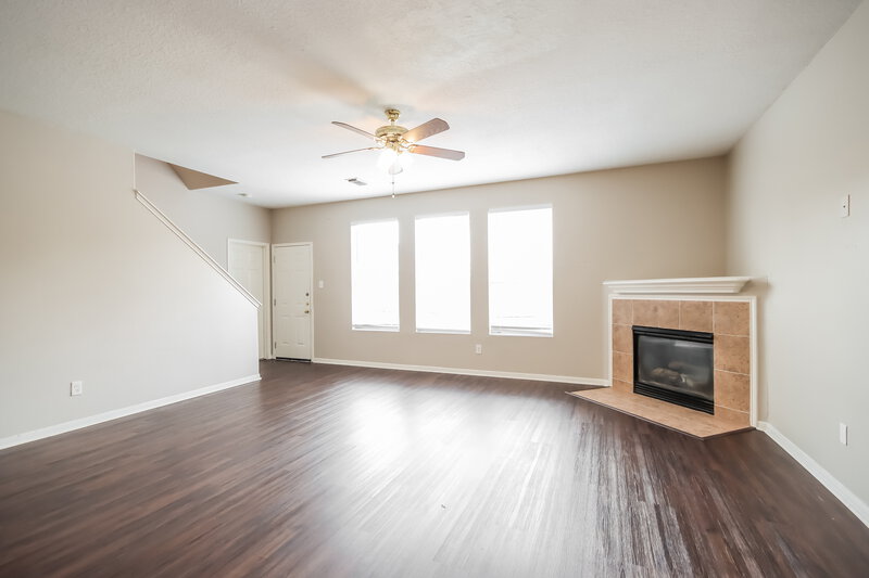 2,110/Mo, 12151 Landsdown Ridge Way Humble, TX 77346 Living Room View