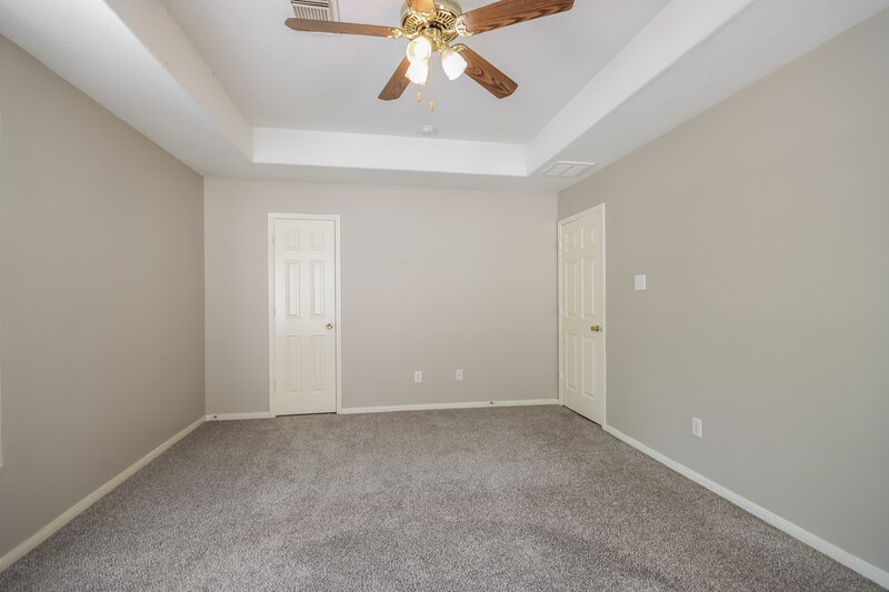 2,110/Mo, 12151 Landsdown Ridge Way Humble, TX 77346 Main Bedroom View 2