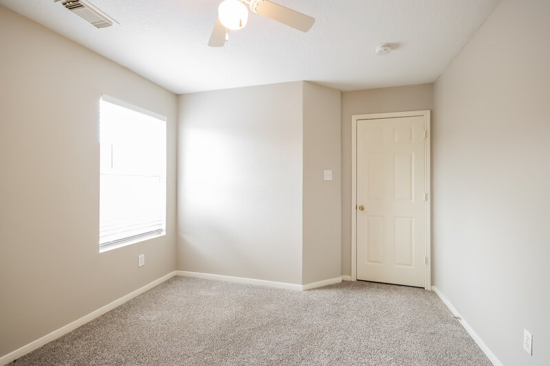 2,110/Mo, 12151 Landsdown Ridge Way Humble, TX 77346 Bedroom View 2