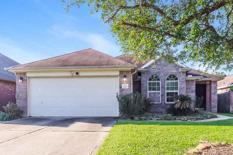 2,085/Mo, 3223 Spring Ranch Ln Spring, TX 77388 External View