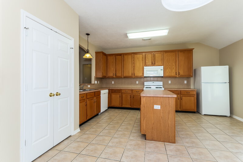 2,085/Mo, 3223 Spring Ranch Ln Spring, TX 77388 Kitchen View
