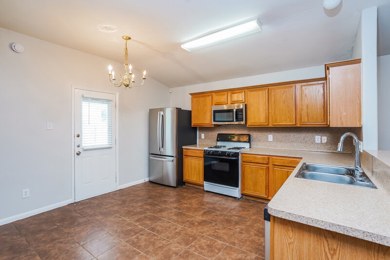 1,650/Mo, 20922 Neelie Ct Humble, TX 77338 Kitchen View 2