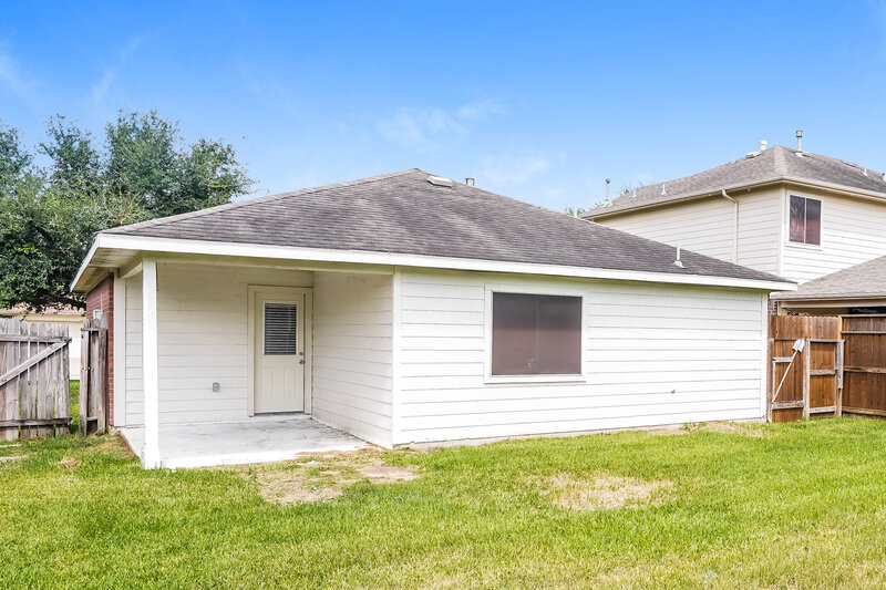 1,650/Mo, 20922 Neelie Ct Humble, TX 77338 Rear View