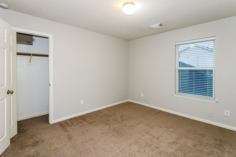 2,135/Mo, 13007 Fenland Field Ln Houston, TX 77047 Bedroom View 3