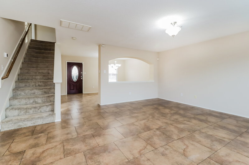 1,860/Mo, 2122 Pine Croft Dr Humble, TX 77396 Living Room View 2