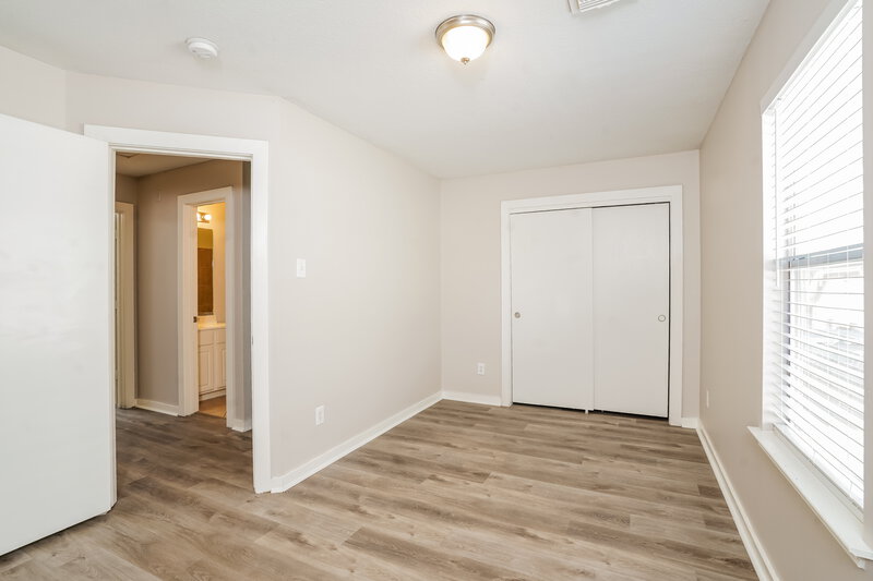 1,705/Mo, 7331 Parkland Manor Dr Cypress, TX 77433 Bedroom View