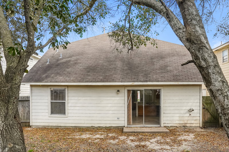 1,705/Mo, 7331 Parkland Manor Dr Cypress, TX 77433 Rear View