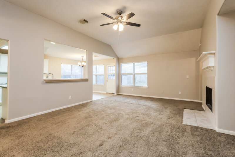 1,780/Mo, 3219 Candlepine Dr Spring, TX 77388 Living Room View
