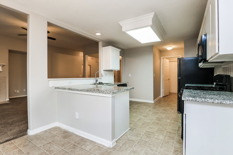 1,780/Mo, 3219 Candlepine Dr Spring, TX 77388 Kitchen View