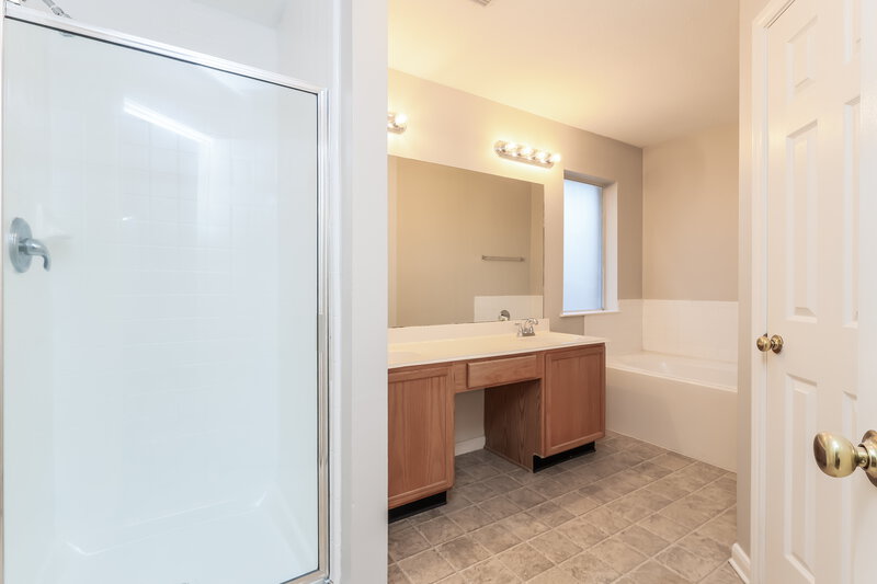 1,780/Mo, 3219 Candlepine Dr Spring, TX 77388 Main Bathroom View