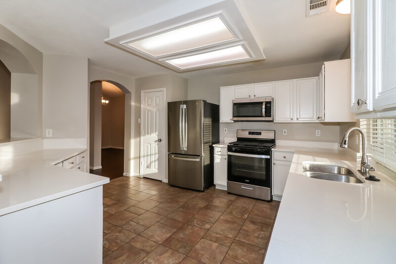 2,215/Mo, 1226 Peacham Ct Fresno, TX 77545 Kitchen View 2